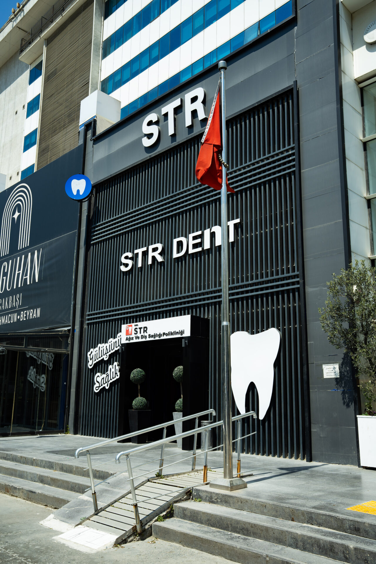 STR DENT<br />
<span> Tanıtım Videosu </span>